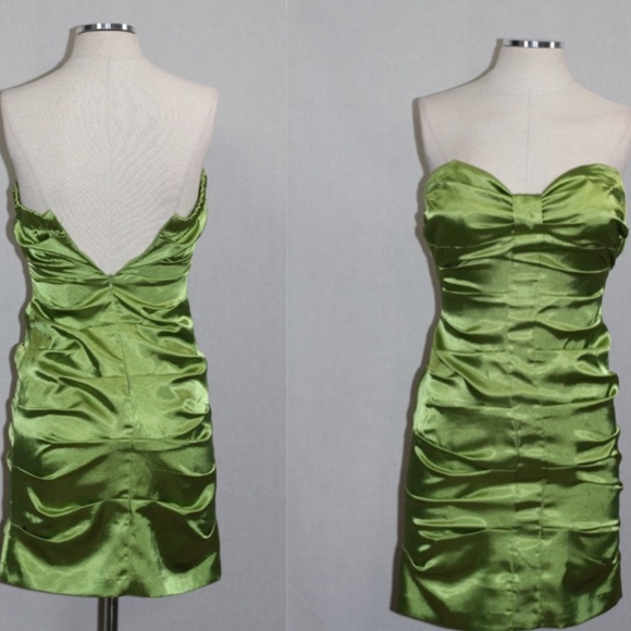 Speechless Green Halter Dress - Picture 2 of 13